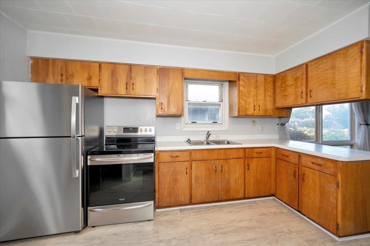 1806 East 4th Street Superior, WI 54880 - Photo 9 of 34