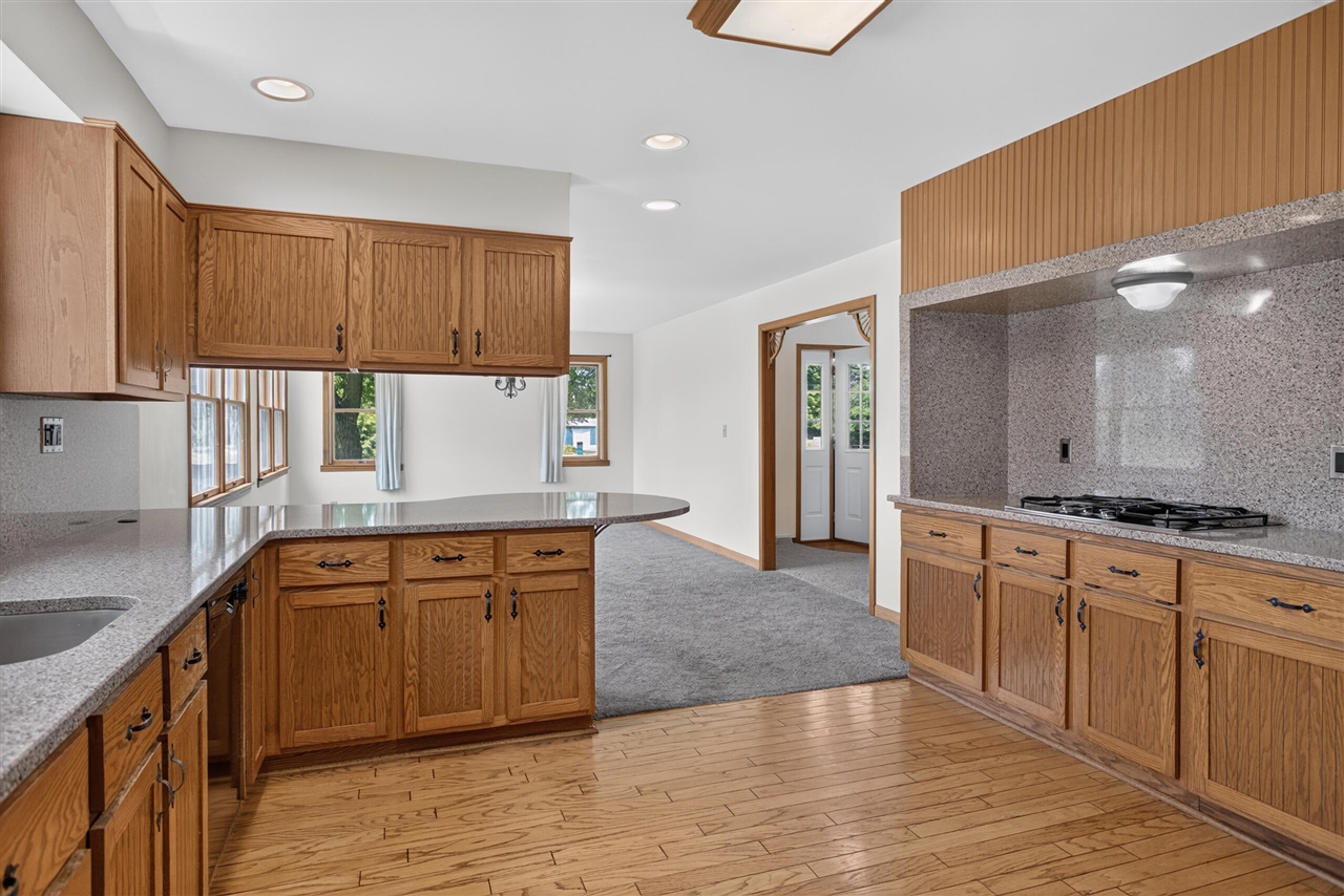 4001 Hoyer Road Jackson, MI 49201 - Photo 13 of 95 Gallery Image 13