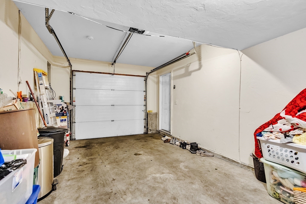 21 Arrowsic Street Worcester, MA 01606 - Photo 22 of 25