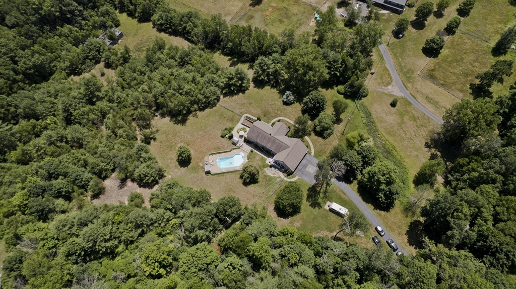 447 Loring Road Barre, MA 01005 - Photo 9 of 36