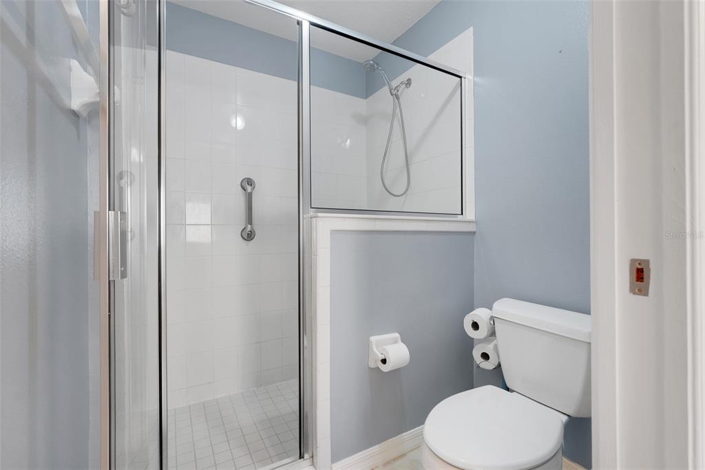 5304 Fantasy Way Leesburg, FL 34748 - Photo 10 of 48