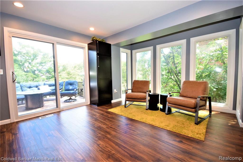 1803 Rapids Way Rochester Hills, MI 48309 - Photo 13 of 63