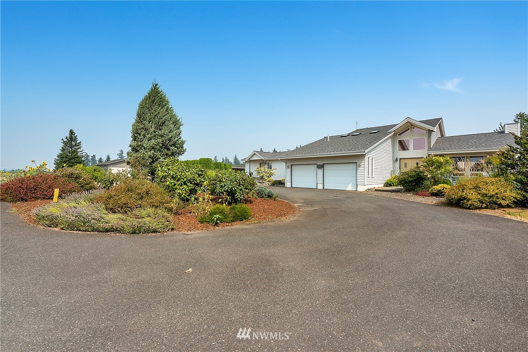 1061 Central Road Everson, WA 98247 - Photo 3 of 25