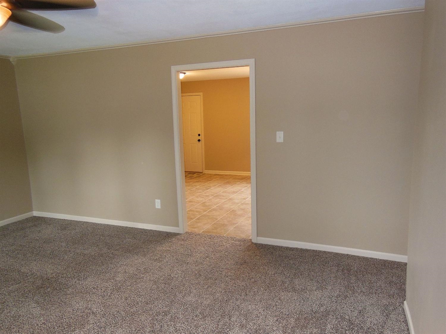 429 Norfolk Road Valparaiso, IN 46385 - Photo 7 of 10 1500x1124