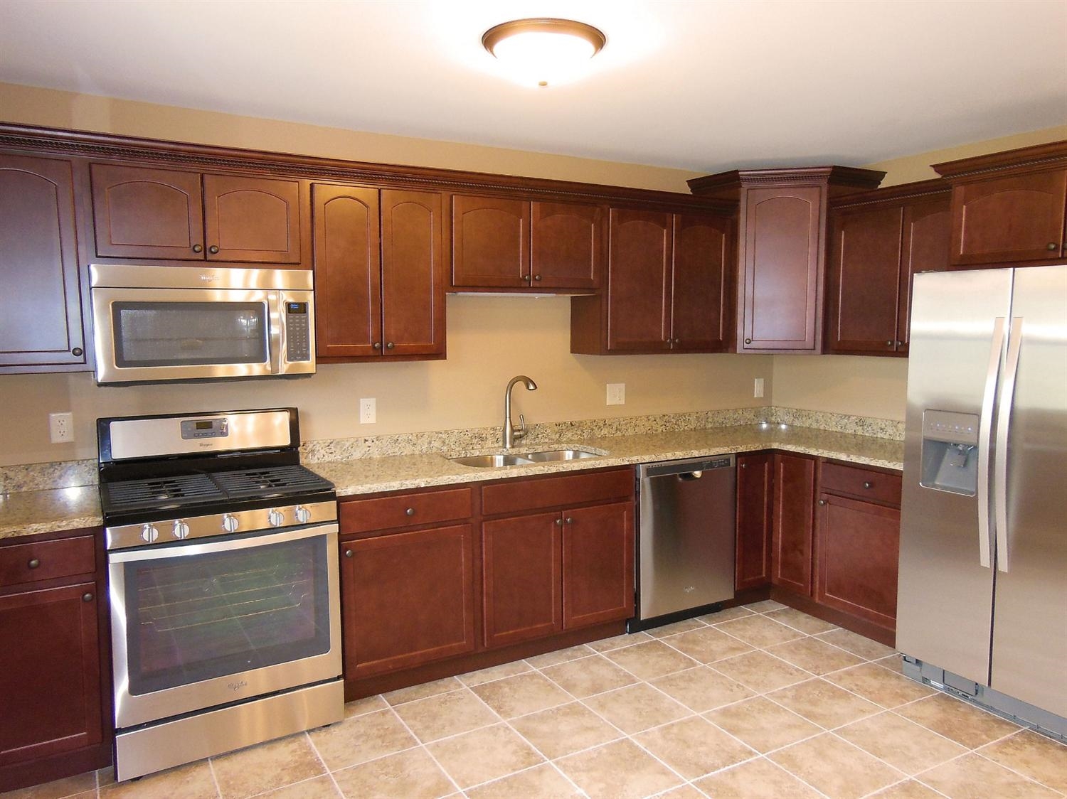 429 Norfolk Road Valparaiso, IN 46385 - Photo 10 of 10 1500x1124