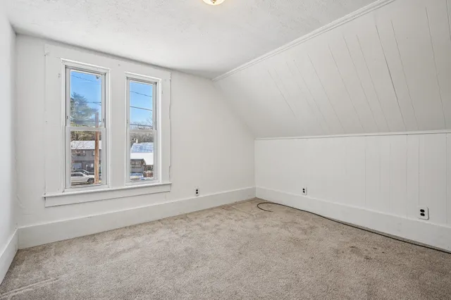 $450,000 | 23 Sandown Road, Fremont, NH 03044