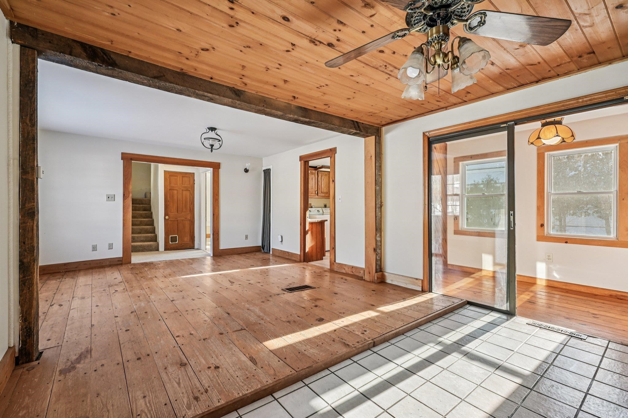 23 Sandown Road Fremont, NH 03044 - Photo 4 of 49 Gallery Image 4