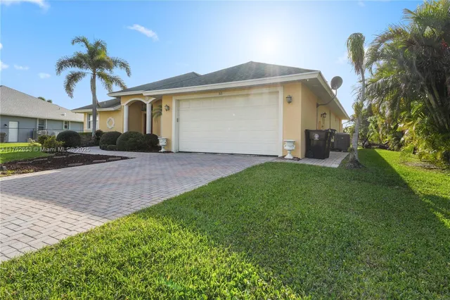 $480,000 | 315 Southeast Fisk Road, Port St. Lucie, FL 34984