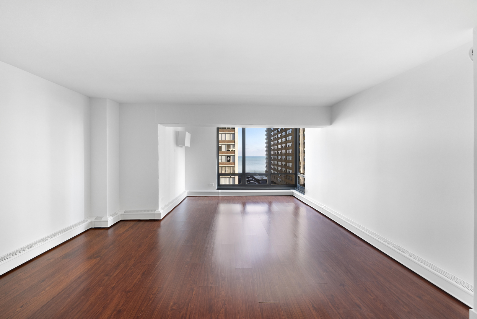 6166 North Sheridan Road, Unit 6G Chicago, IL 60660 - Photo 2 of 20