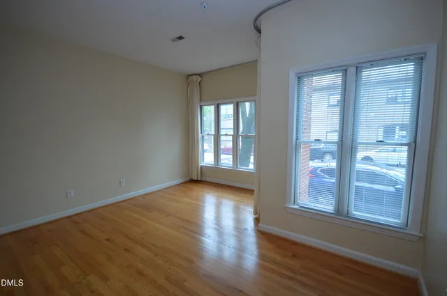 $2,050 | 236 East Davie Street, Raleigh, NC 27601