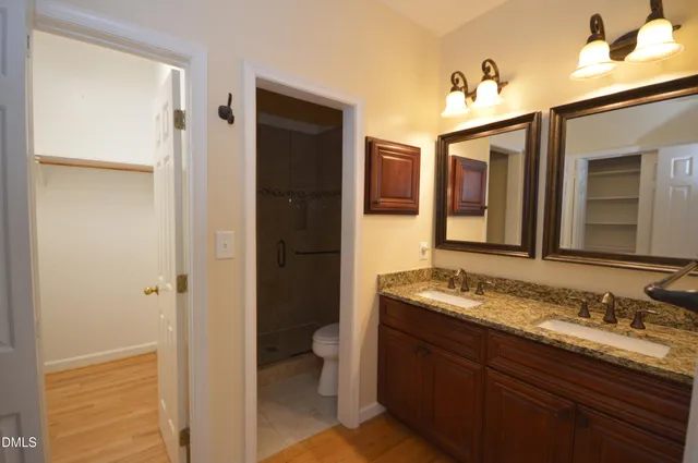 $2,050 | 236 East Davie Street, Raleigh, NC 27601