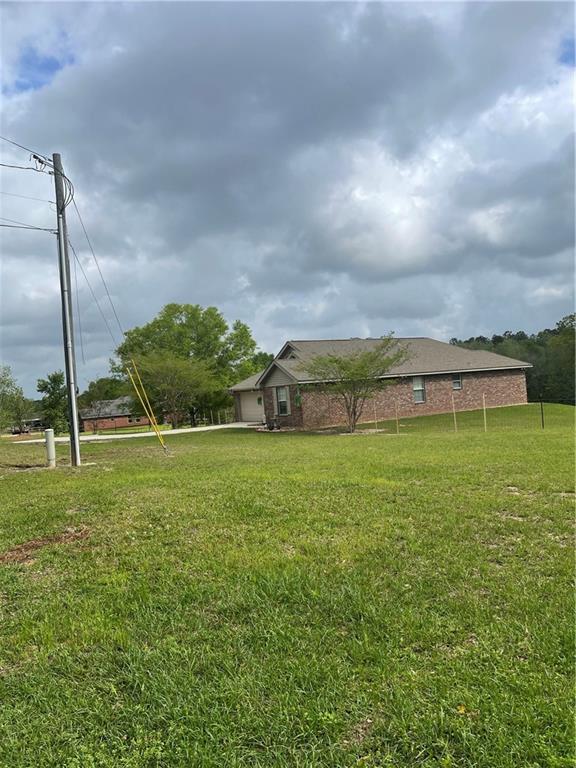 92 Bradley Road Carriere, MS 39426 - Photo 2 of 21