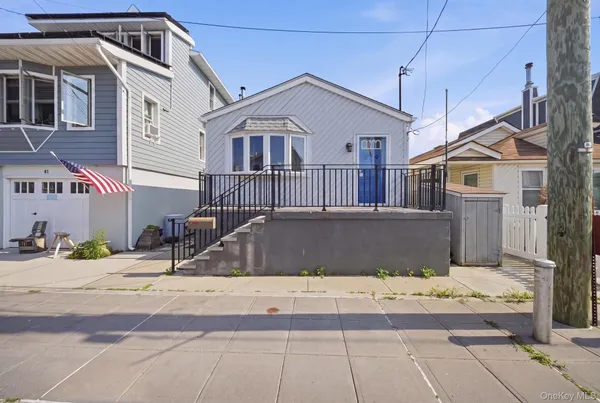 $530,000 | 39 West 11th Road | Broad Channel