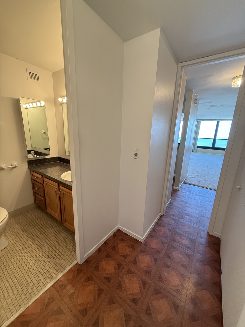 1030 North State Street, Unit 48G Chicago, IL 60610 - Photo 14 of 25