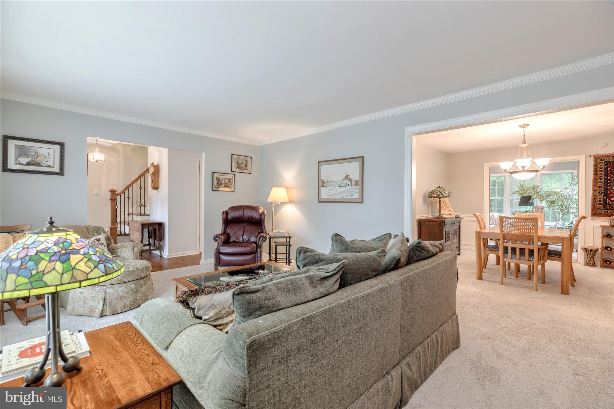 7913 Richfield Road Springfield, VA 22153 - Photo 11 of 72 Living Room