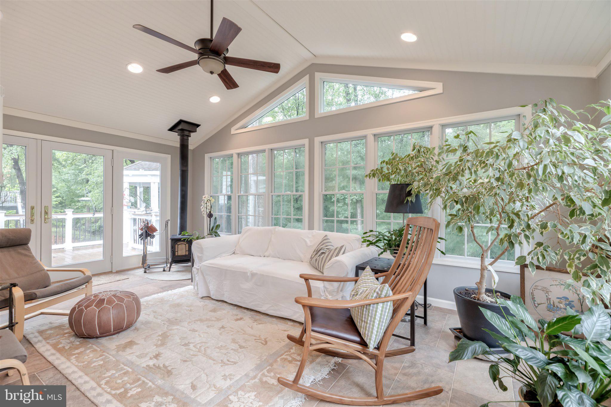 7913 Richfield Road Springfield, VA 22153 - Photo 15 of 72 Sunroom