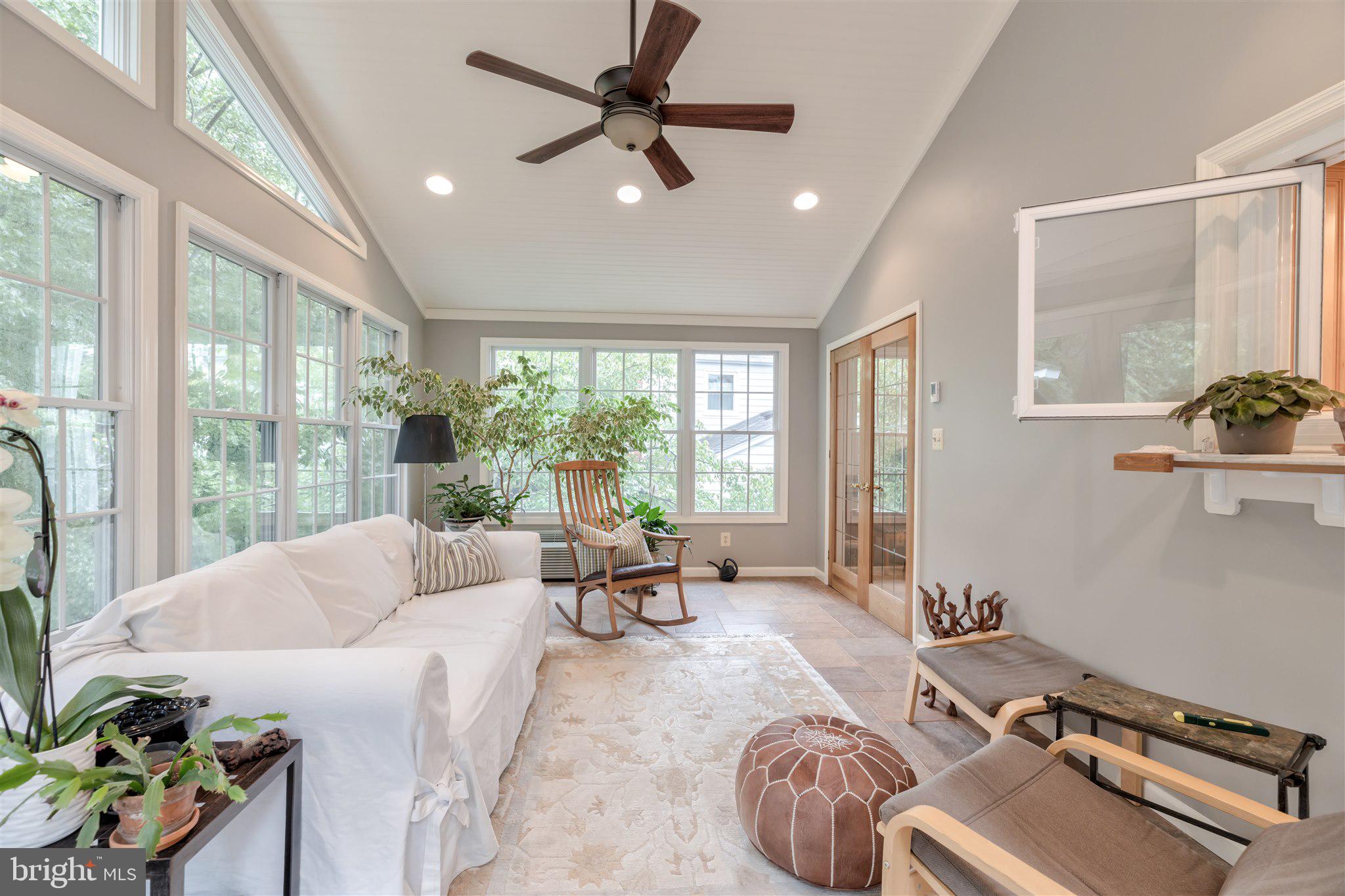7913 Richfield Road Springfield, VA 22153 - Photo 17 of 72 Sunroom