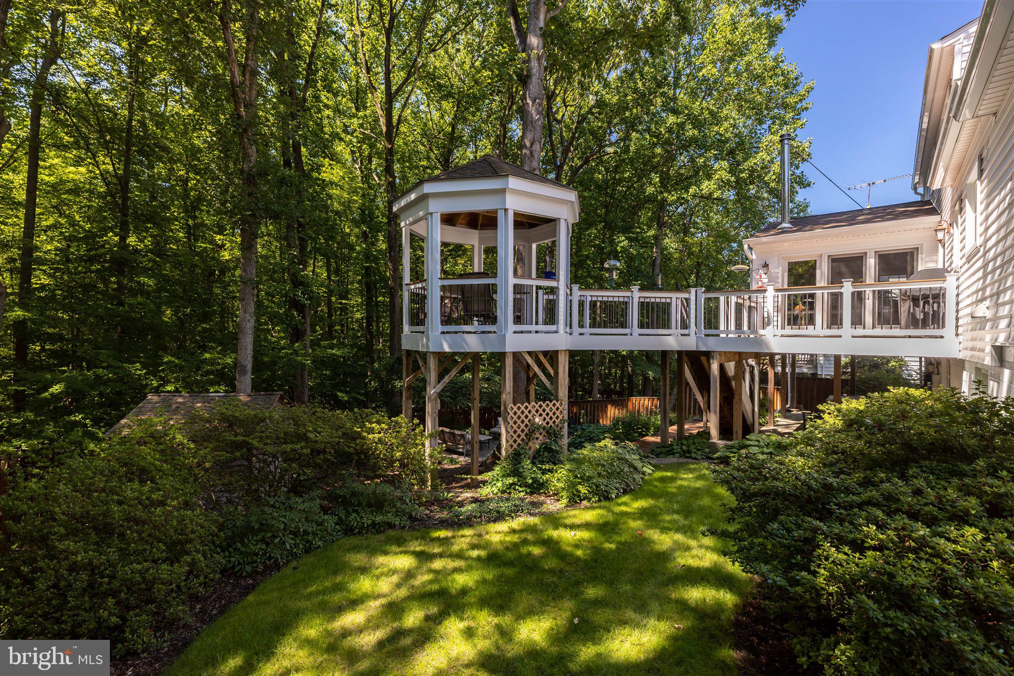 7913 Richfield Road Springfield, VA 22153 - Photo 26 of 72 Gazebo