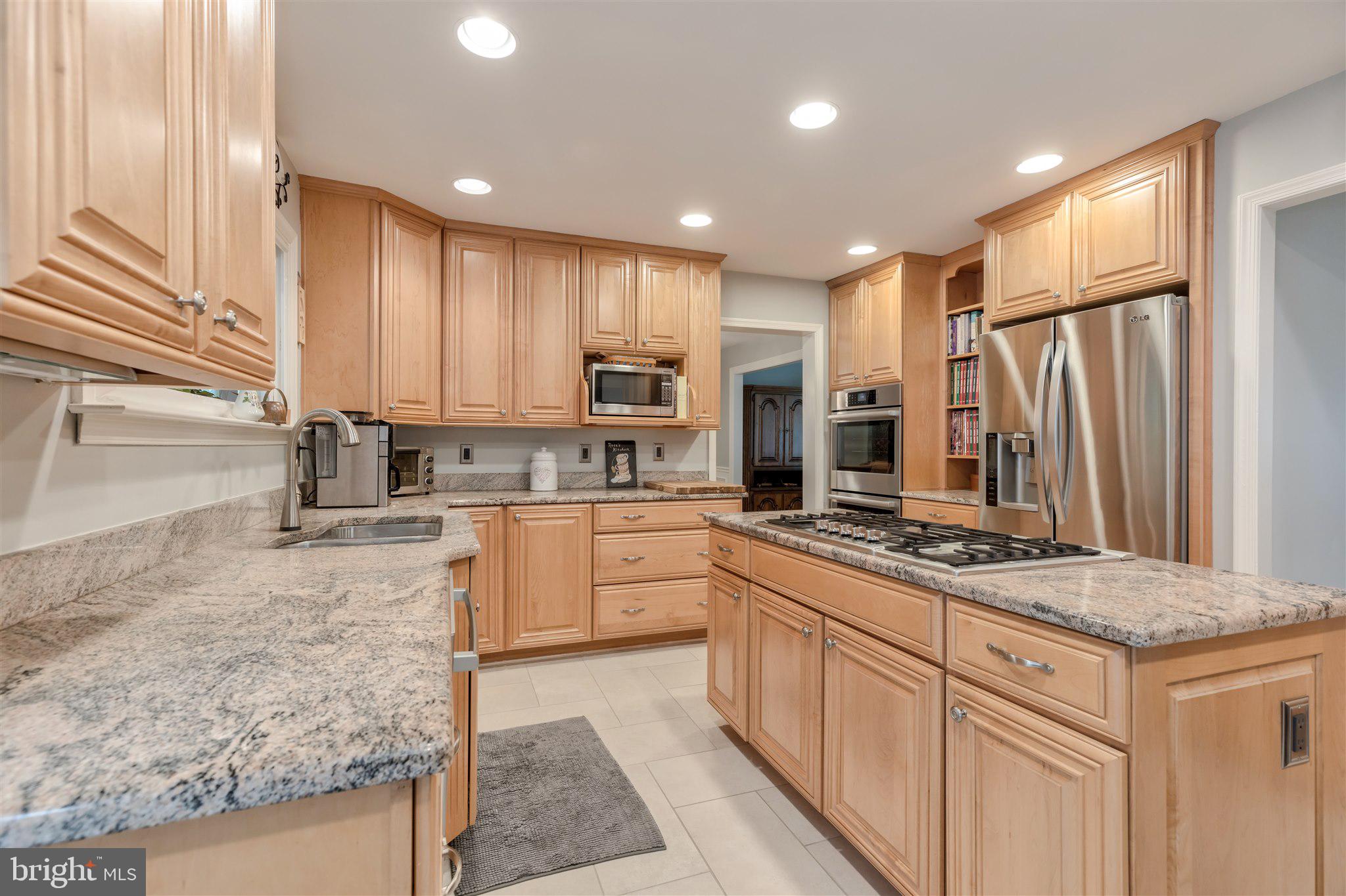 7913 Richfield Road Springfield, VA 22153 - Photo 31 of 72 Kitchen