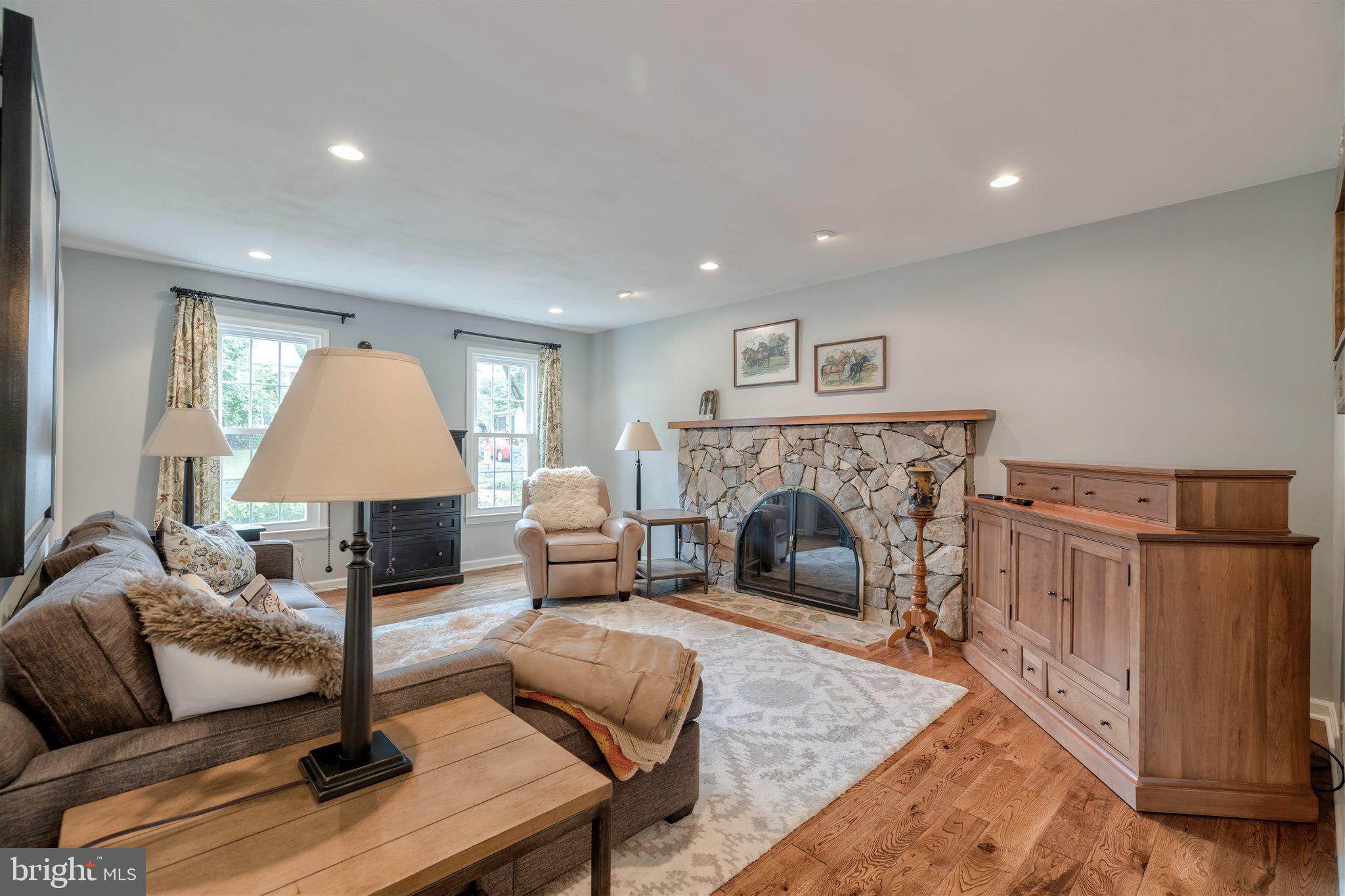 7913 Richfield Road Springfield, VA 22153 - Photo 36 of 72 Family Room