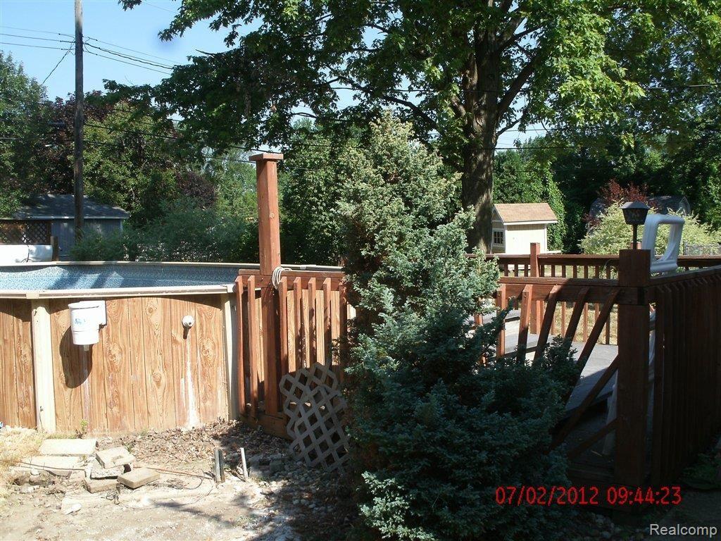 3152 Harrison Avenue Rochester, MI 48307 - Photo 18 of 19 7-2-2012 (24).JPG