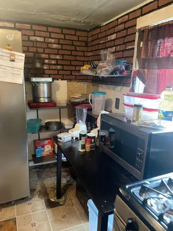 $235,000 | 7330 Avenue I, Houston, TX 77011