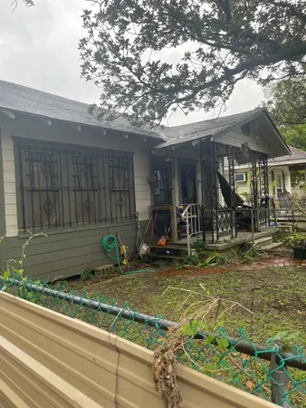 $235,000 | 7330 Avenue I, Houston, TX 77011