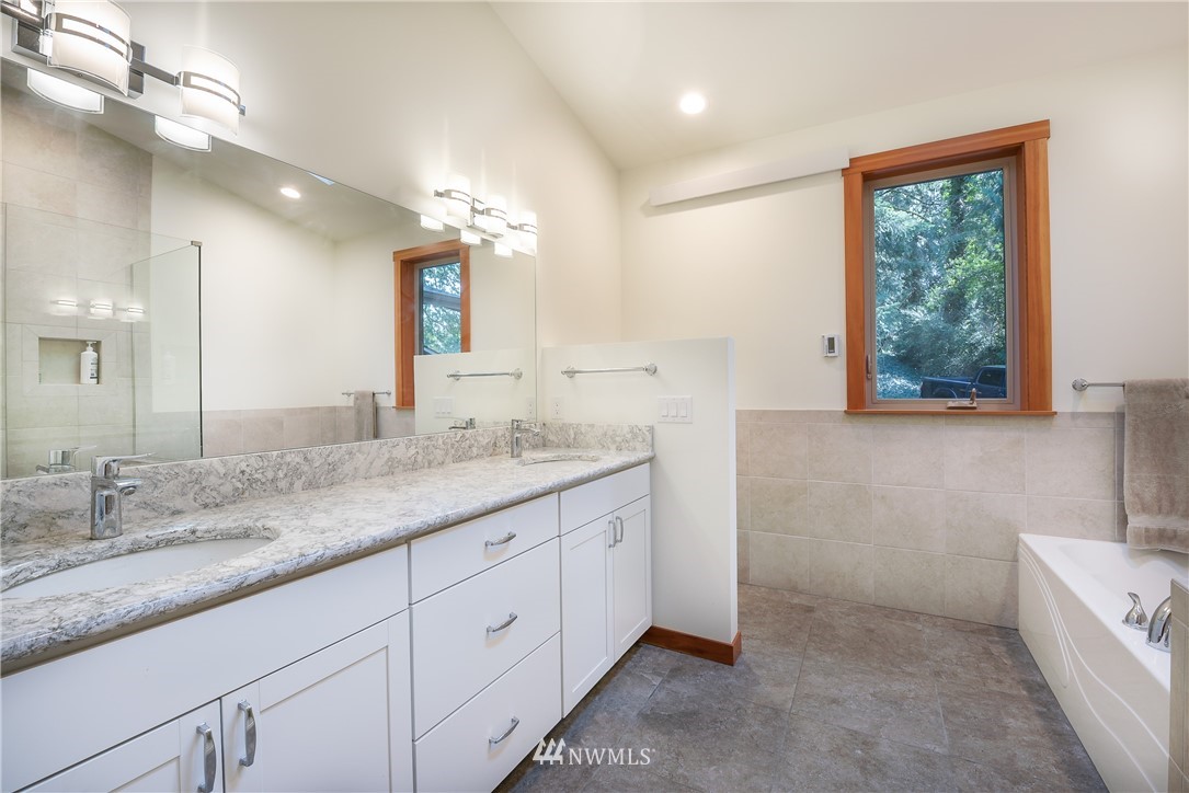 189 Friday Creek Road Bellingham, WA 98229 - Photo 29 of 40 Gallery Image 29
