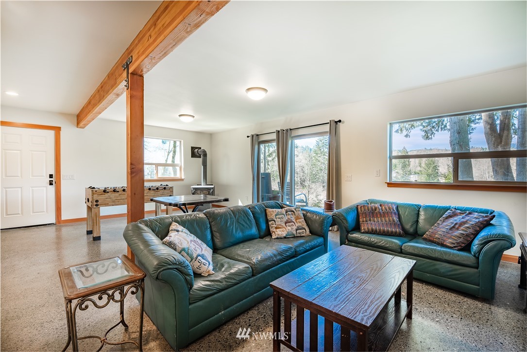 189 Friday Creek Road Bellingham, WA 98229 - Photo 31 of 40 Gallery Image 31
