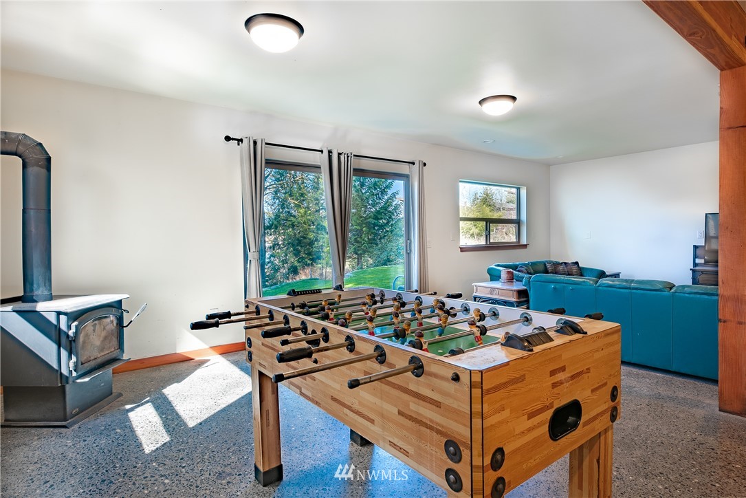189 Friday Creek Road Bellingham, WA 98229 - Photo 32 of 40 Gallery Image 32