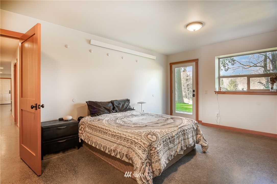 189 Friday Creek Road Bellingham, WA 98229 - Photo 36 of 40 Gallery Image 36