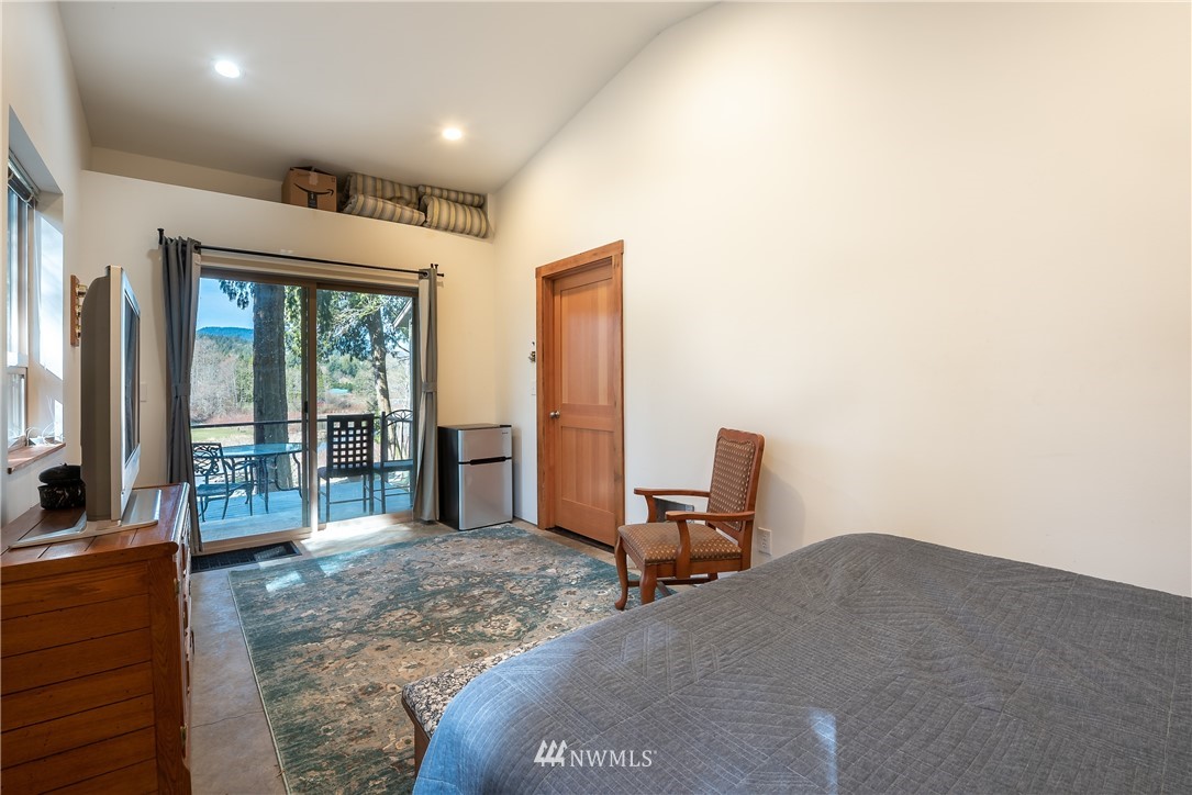 189 Friday Creek Road Bellingham, WA 98229 - Photo 39 of 40 Gallery Image 39