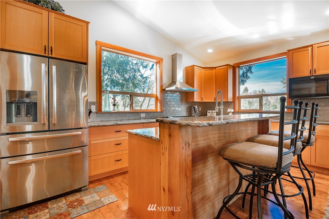 189 Friday Creek Road Bellingham, WA 98229 - Photo 8 of 40 Gallery Image 8