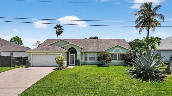 $460,000 | 2631 Southwest Fair Isle Road, Port St. Lucie, FL 34987