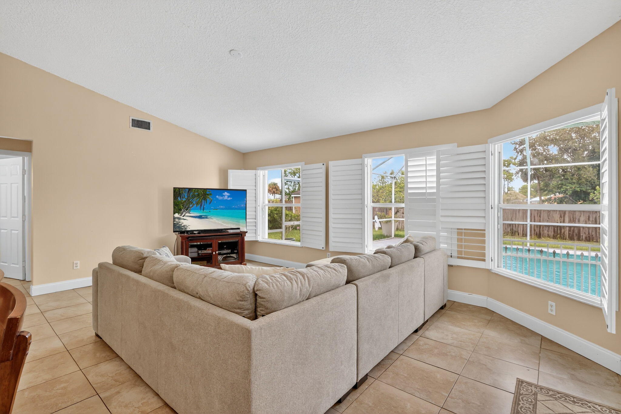 2631 Southwest Fair Isle Road Port St. Lucie, FL 34987 - Photo 25 of 59 34-web-or-mls-5P1A6159