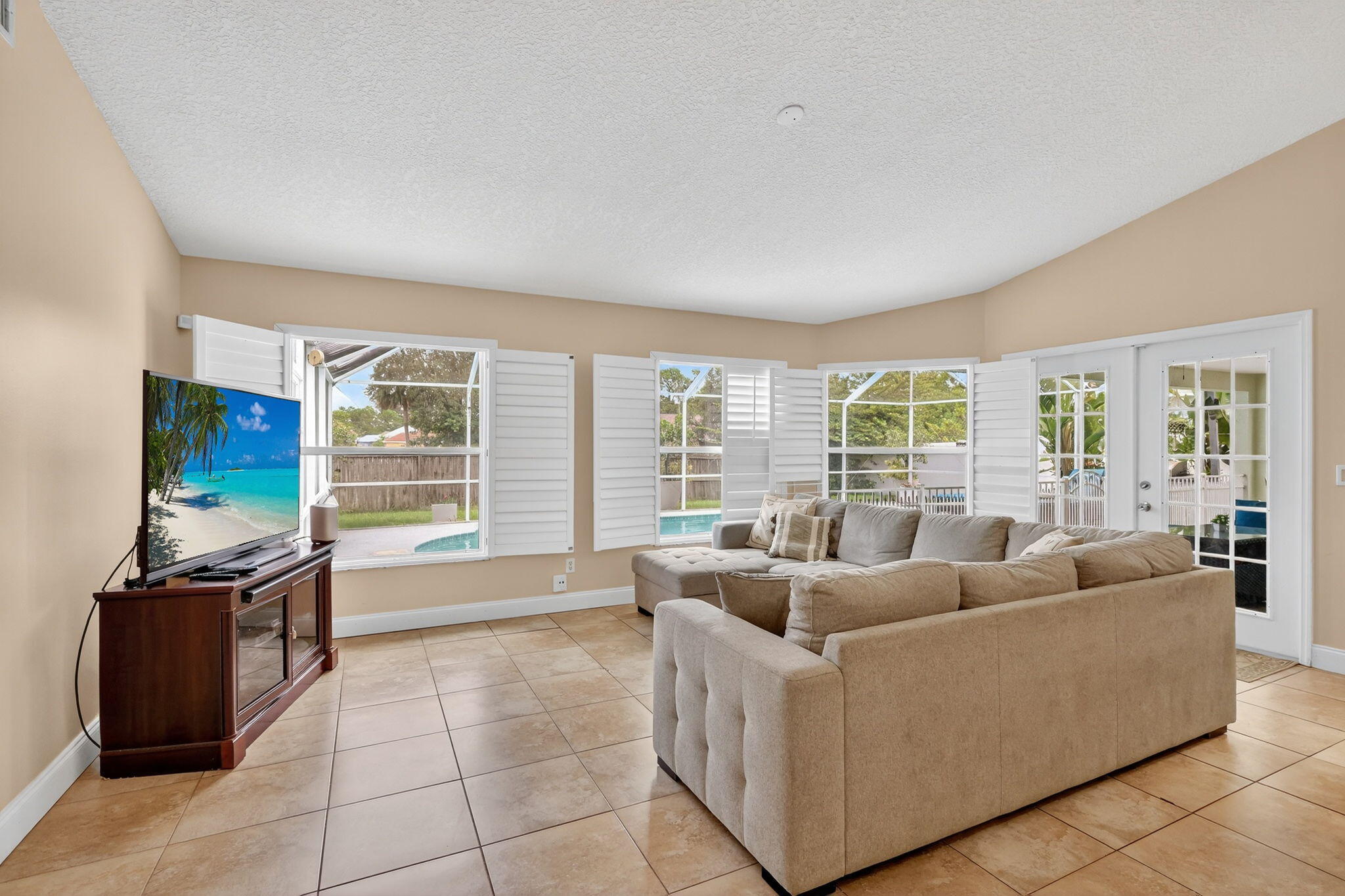2631 Southwest Fair Isle Road Port St. Lucie, FL 34987 - Photo 28 of 59 37-web-or-mls-5P1A6175
