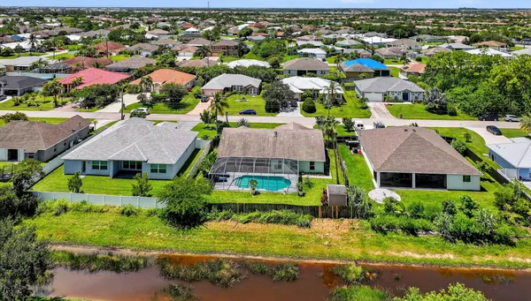 $460,000 | 2631 Southwest Fair Isle Road, Port St. Lucie, FL 34987