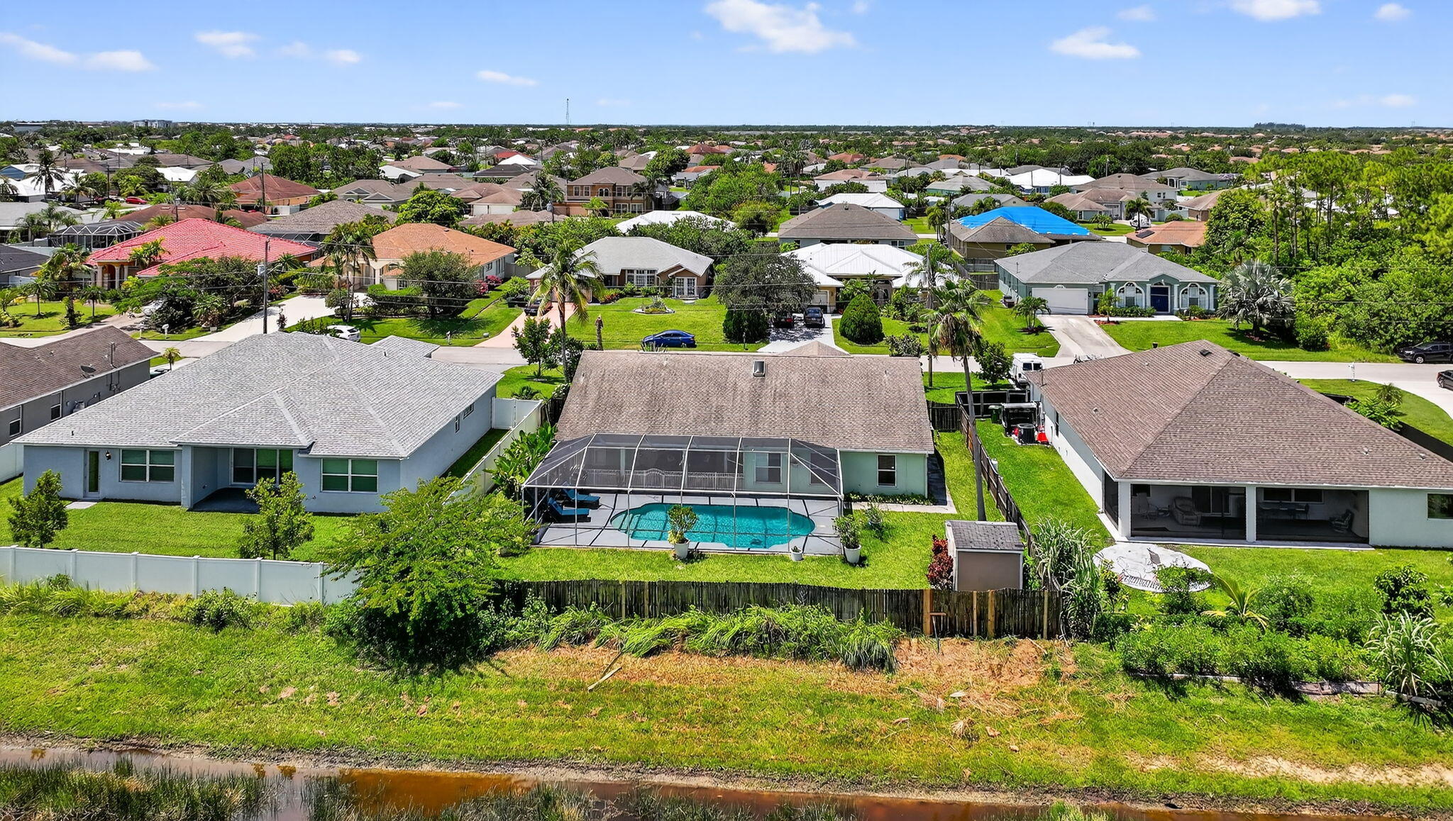 2631 Southwest Fair Isle Road Port St. Lucie, FL 34987 - Photo 9 of 59 56-web-or-mls-DJI_20250705170249_0335_D
