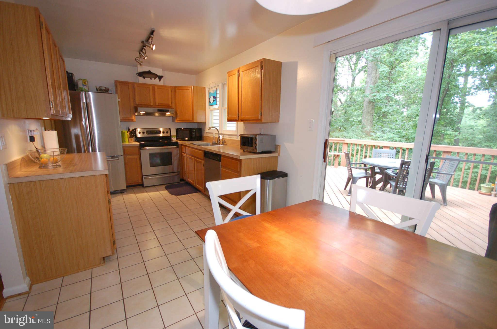 9002 Saffron Lane Silver Spring, MD 20901 - Photo 6 of 21 Kitchen