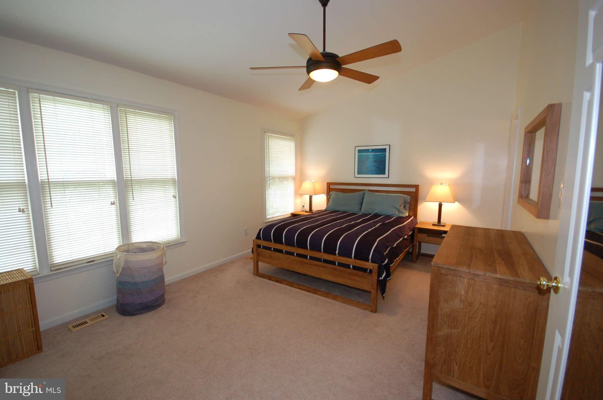 9002 Saffron Lane Silver Spring, MD 20901 - Photo 9 of 21 Bedroom Master
