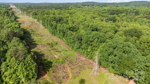 a view of a lake view with houses