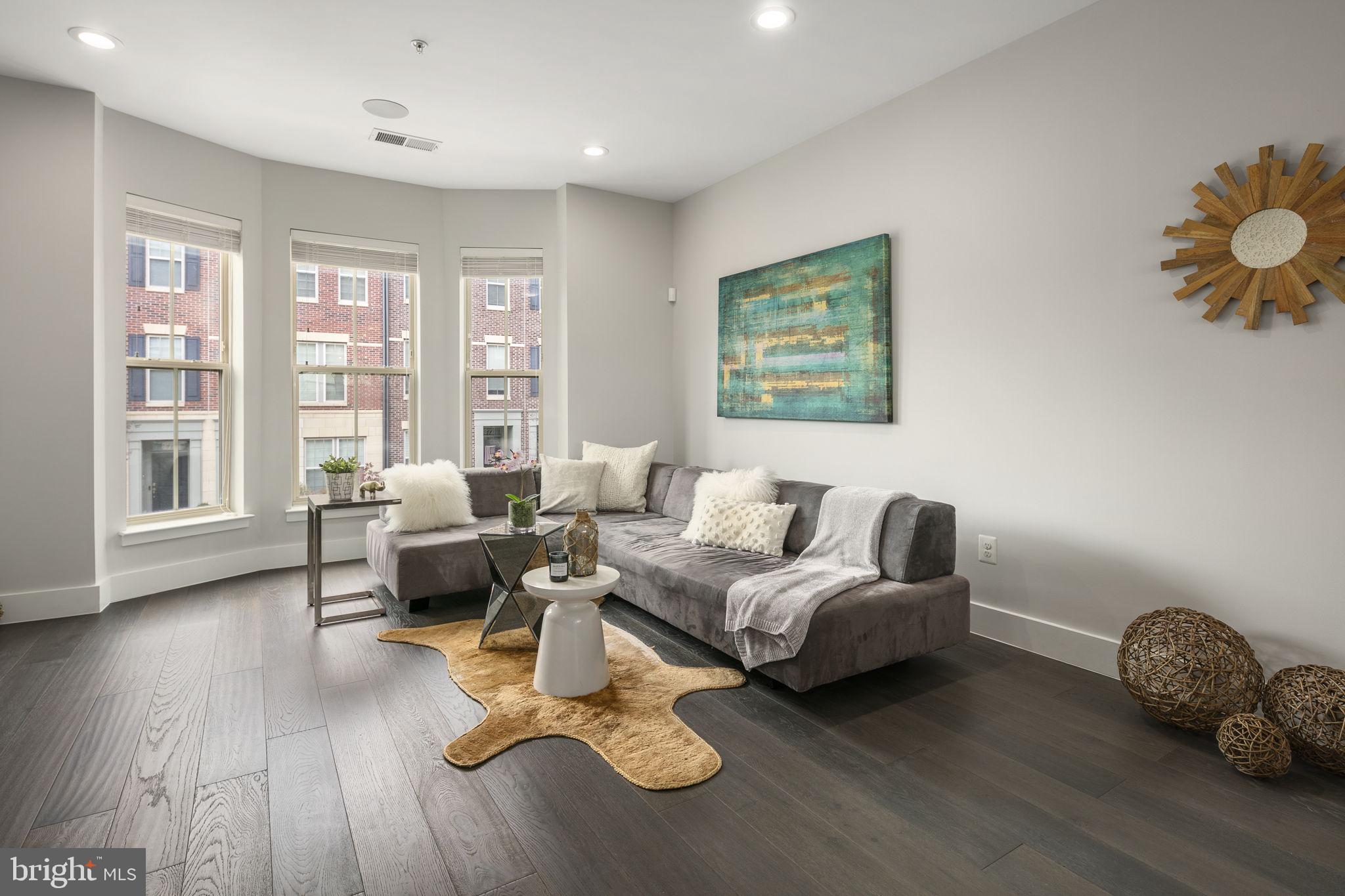 849 Regents Square, Unit 357 Oxon Hill, MD 20745 - Photo 2 of 55