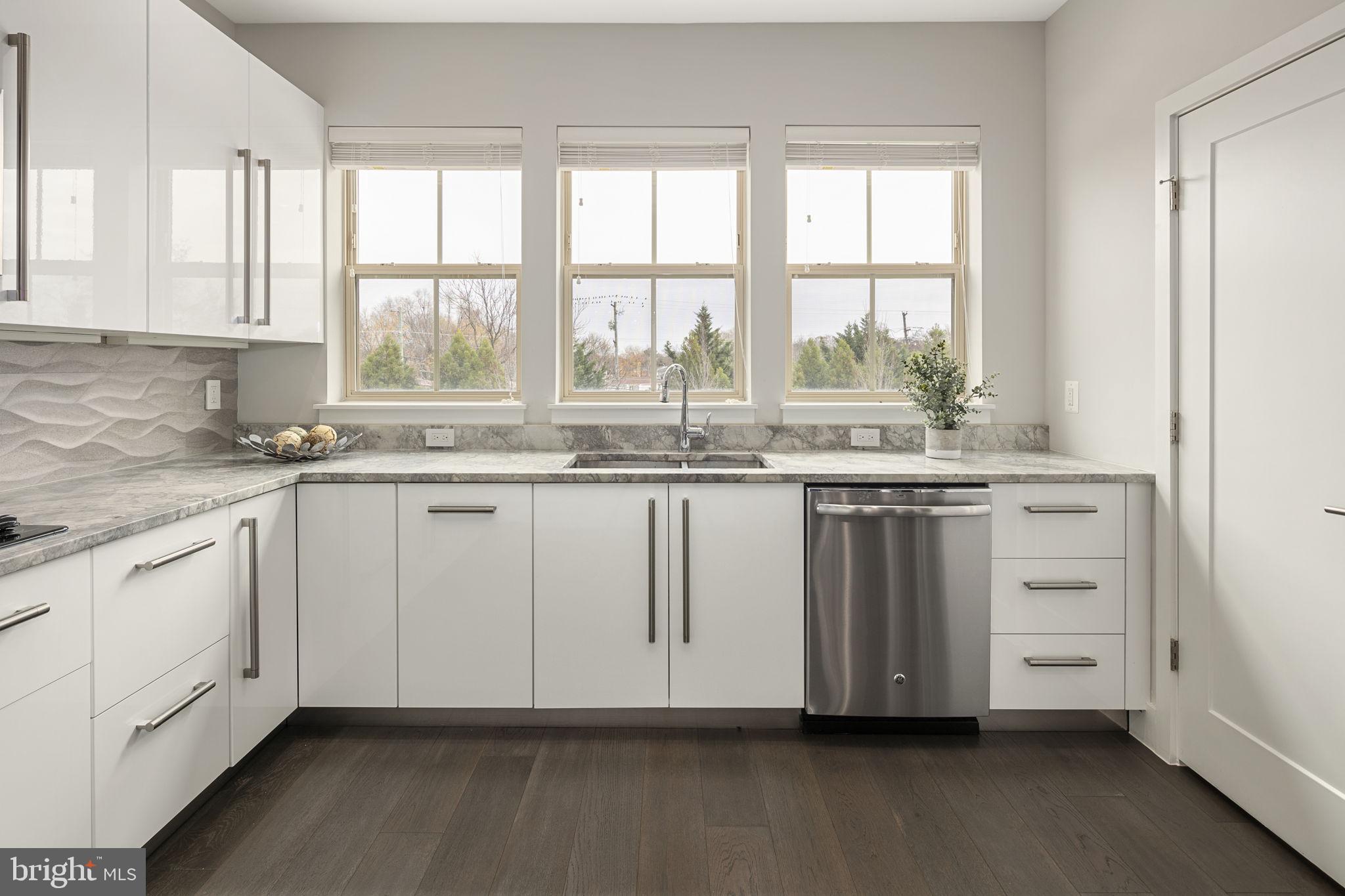 849 Regents Square, Unit 357 Oxon Hill, MD 20745 - Photo 30 of 55