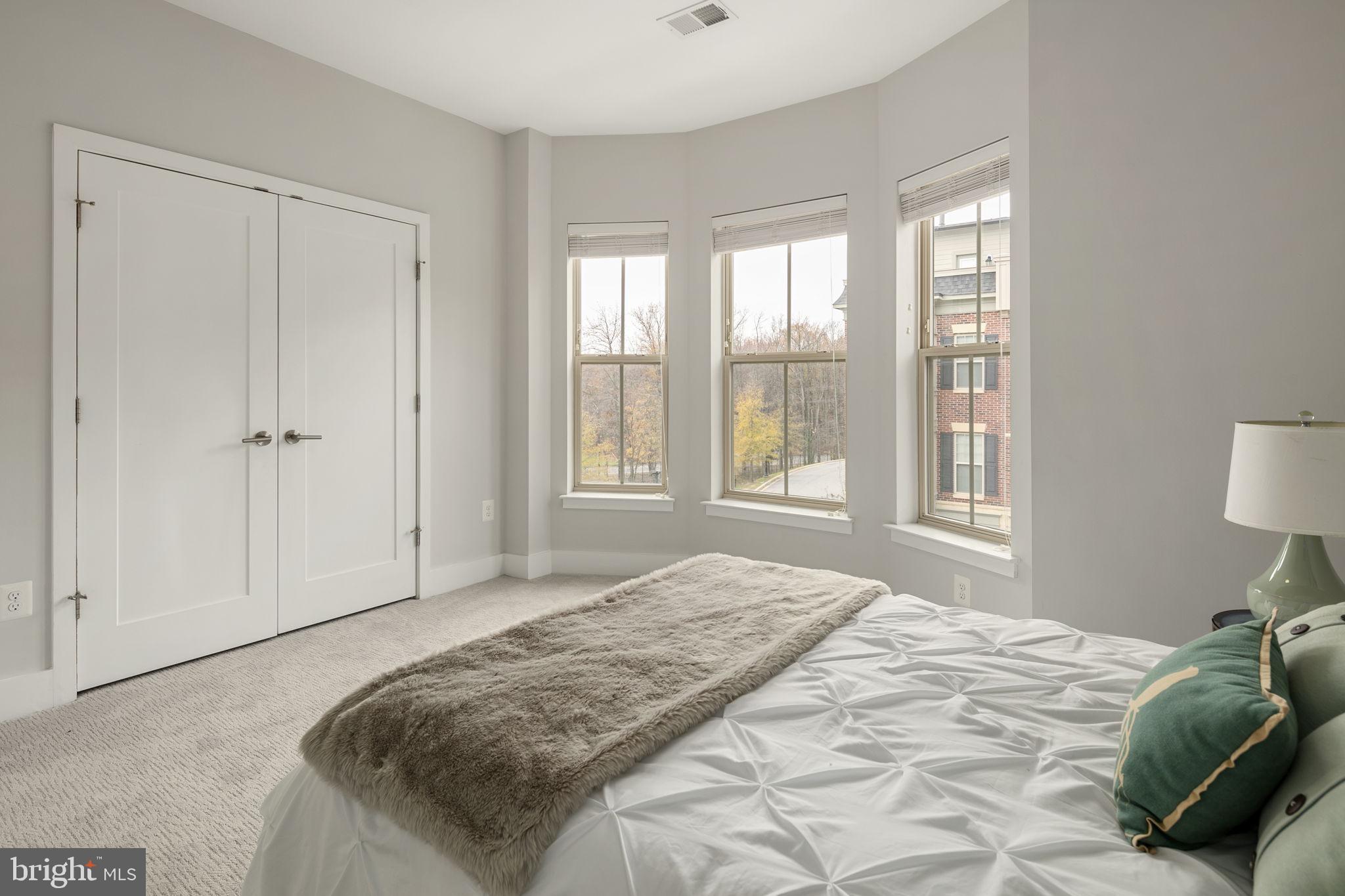 849 Regents Square, Unit 357 Oxon Hill, MD 20745 - Photo 41 of 55