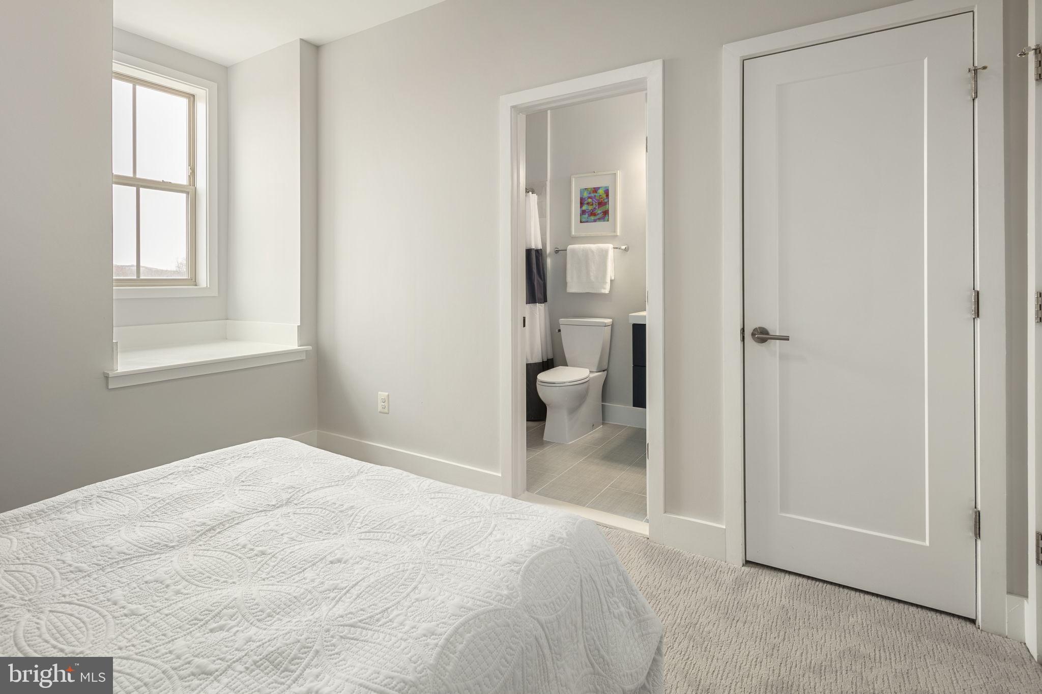 849 Regents Square, Unit 357 Oxon Hill, MD 20745 - Photo 48 of 55