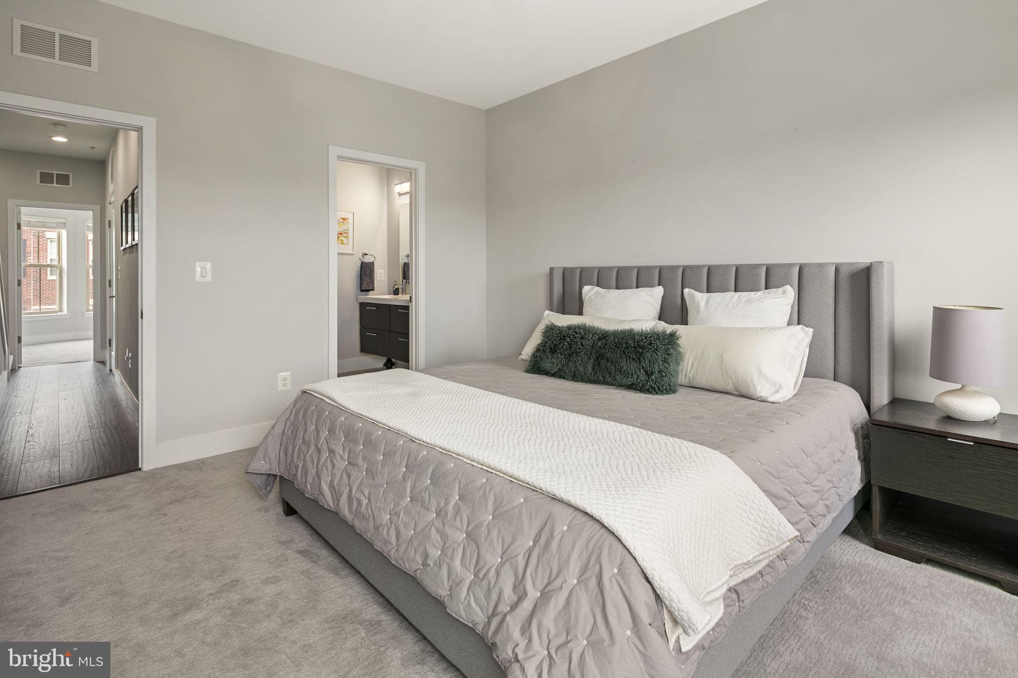 849 Regents Square, Unit 357 Oxon Hill, MD 20745 - Photo 7 of 55