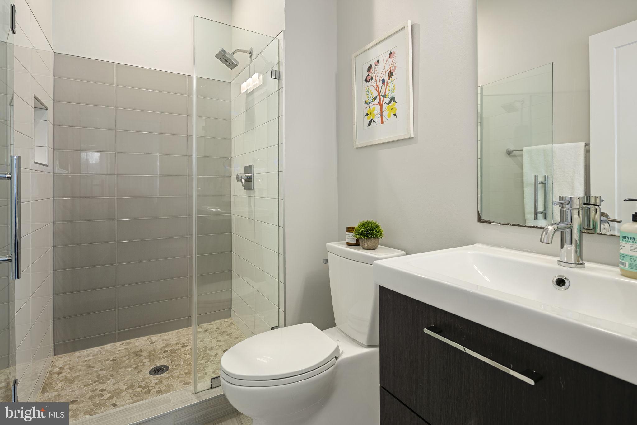 849 Regents Square, Unit 357 Oxon Hill, MD 20745 - Photo 8 of 55