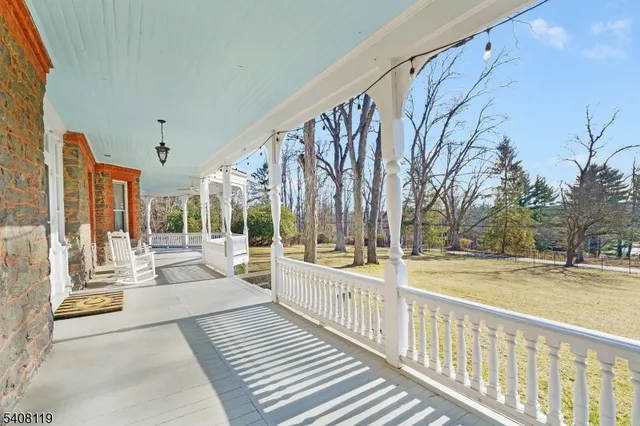 $1,595,000 | 211 Mountainside Road, Mendham, NJ 07945