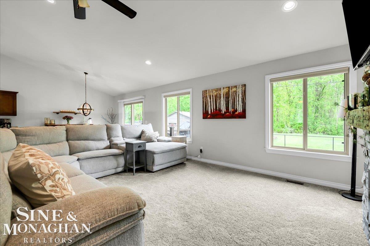 9445 Folkert Road Algonac, MI 48001 - Photo 8 of 35