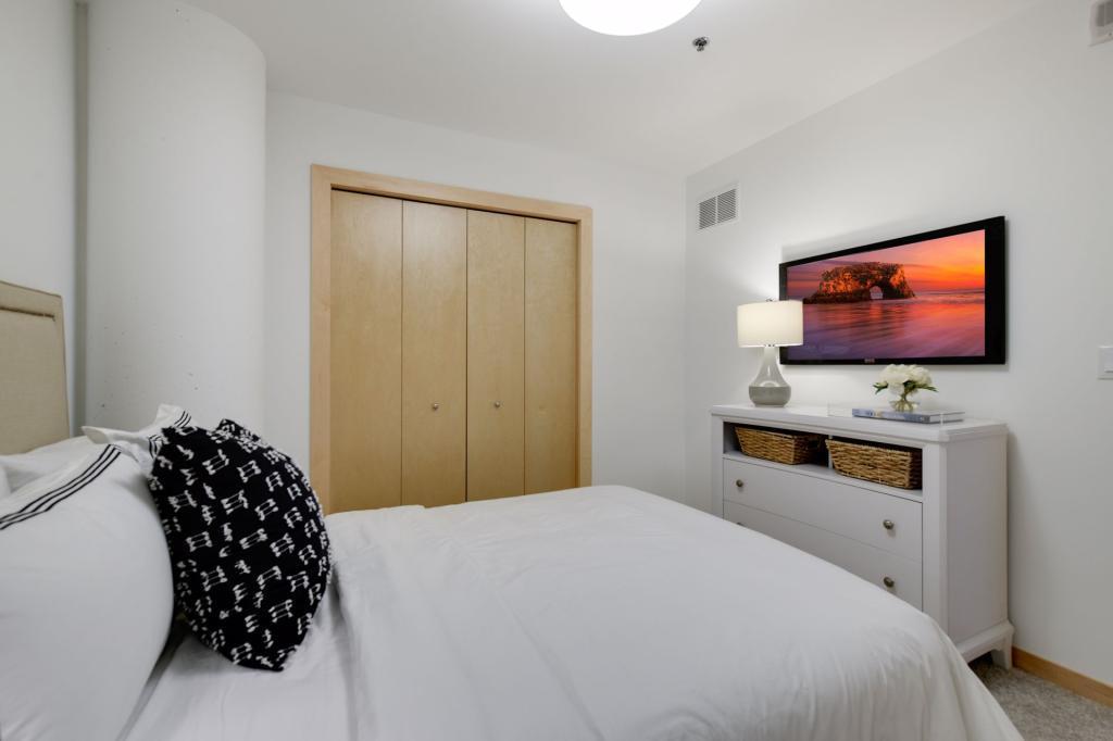 1240 South 2nd Street, Unit 719 Minneapolis, MN 55415 - Photo 20 of 45